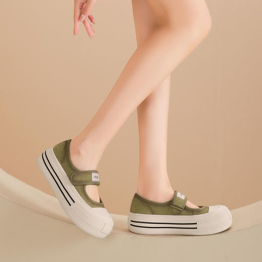 西村名物2024新款气质平底圆头厚底丑萌真皮休闲女鞋通勤单鞋女T24AE13981 商品图7