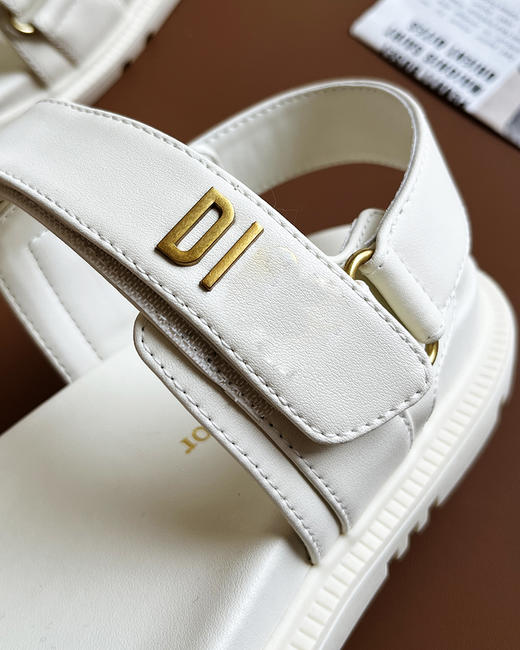 现货 THS 5.25-限时 D家 新款魔术贴可调节厚底凉鞋 2色 BZ1180 商品图7