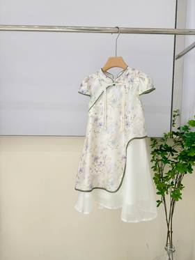 绿染碎花旗袍裙