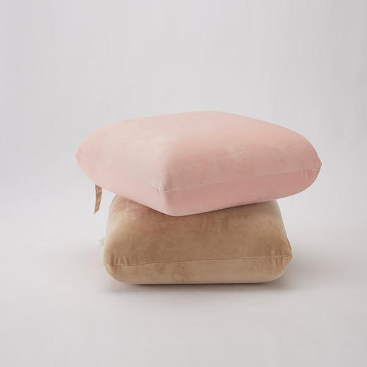 枕头 低反弹舒柔抱枕 HW001 商品图2