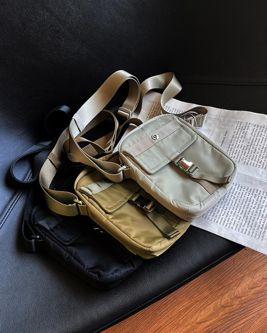 现货 THS 5.25-无 lulu家 在售款Wunderlust斜挎包 夏季必备方便休闲小包 3色 CQ1321 商品图3