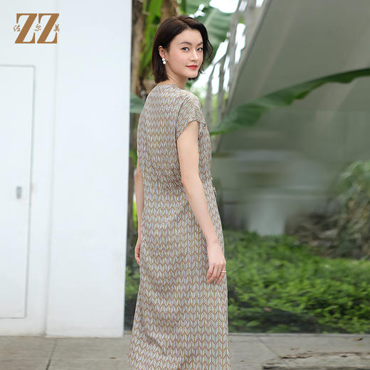佐尔美夏季新款 气质无袖V领桑蚕丝中长连衣裙女E22LS70 商品图4