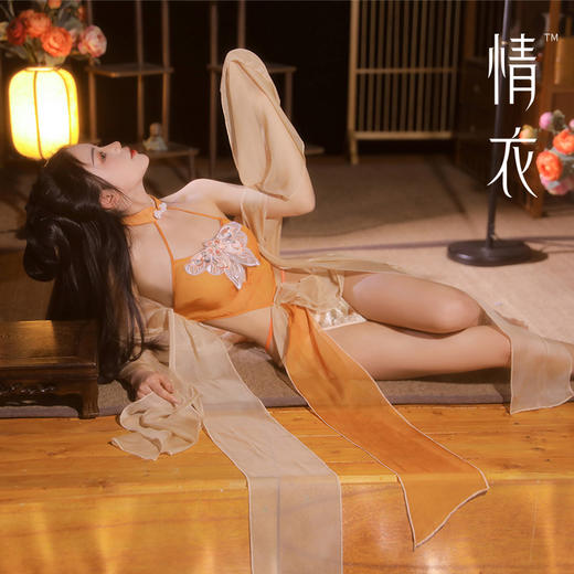 【直供】安太医新品【肌媚如姒】中式情趣内衣梦回大唐蝴蝶饰胸令妃装性感肚兜古典汉服分片式裙摆纯欲露臀套装 商品图1