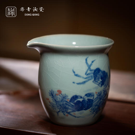 问鼎鼎青青花 大茶海（螃蟹图） 商品图0