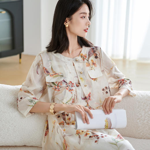 米思阳2025夏季新款莱赛尔天丝面料轻薄透气短外套时尚印花七分袖上衣2621 商品图1