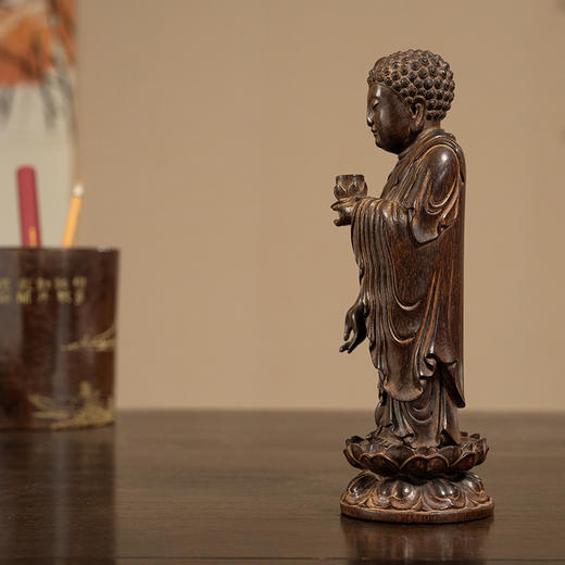 清 紫檀木雕释迦摩尼佛像 商品图4