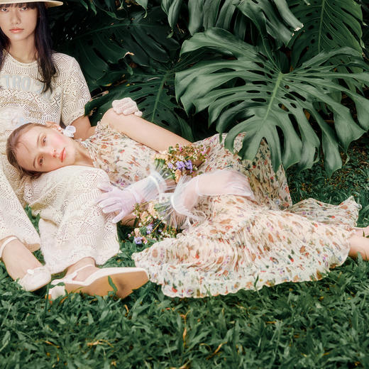 谜底碎花连衣裙2024年夏季新品度假风两件式桑蚕丝长裙242GL0510 商品图1