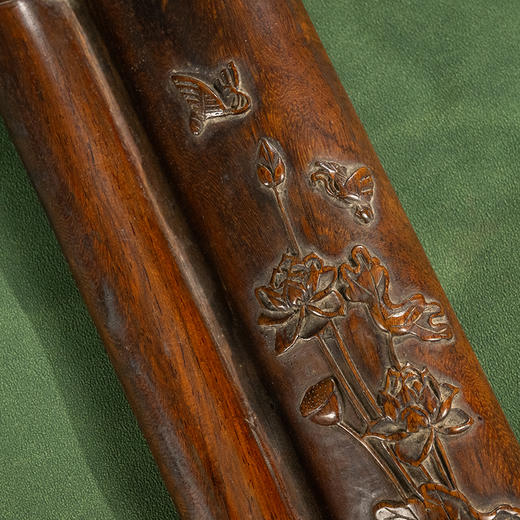 清 红木浮雕花鸟纹书卷式臂搁 商品图2