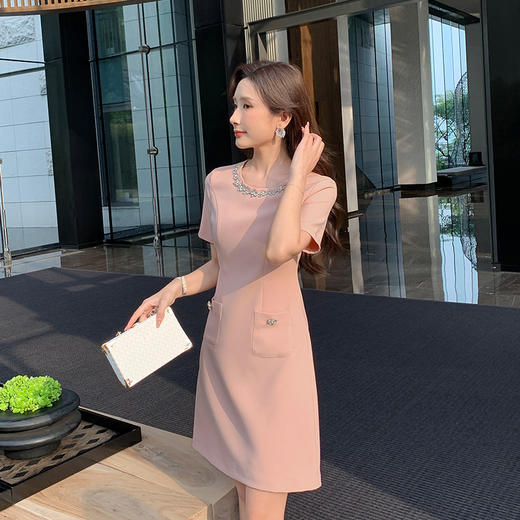 [奢姿轻奢系列]大码女装2026夏季钉珠装饰裙子胖妹妹时尚连衣裙8942860056 商品图2