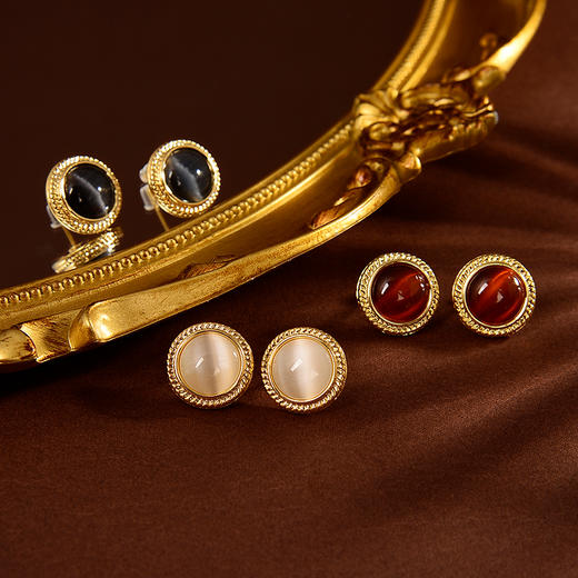 yszz-05023【云赏珠宝】优雅知性经典意大利设计工艺金属纹理猫眼石耳环s925银针耳饰 商品图1