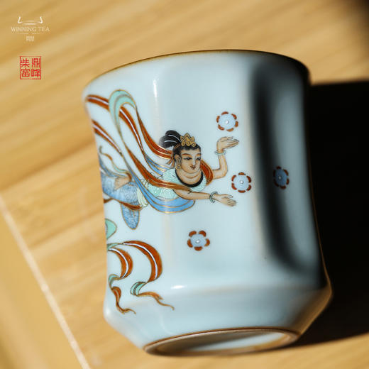 问鼎汝瓷鼎峰柴窑天青棱线杯（天外飞仙） 商品图3