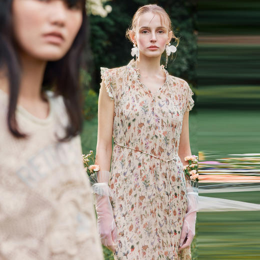 谜底碎花连衣裙2024年夏季新品度假风两件式桑蚕丝长裙242GL0510 商品图0