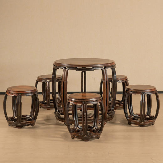 二十世纪 红木打洼鼓墩形圆台鼓凳成套（一桌五凳） 商品图0