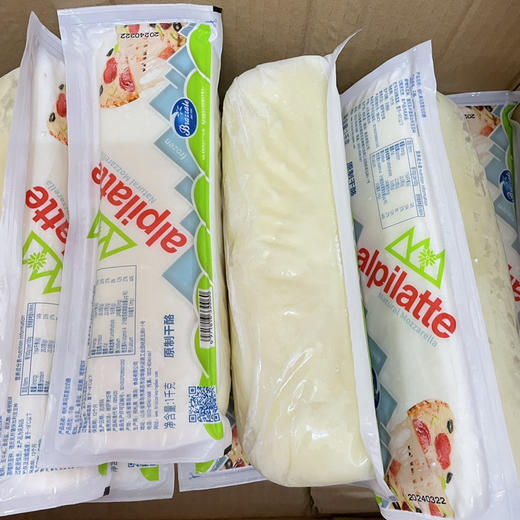 柏札莱马苏里拉芝士拉丝芝士奶酪块家用原制起司烘培加热速食 1kg 商品图1