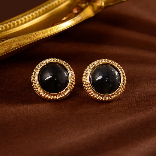 yszz-05023【云赏珠宝】优雅知性经典意大利设计工艺金属纹理猫眼石耳环s925银针耳饰 商品图5