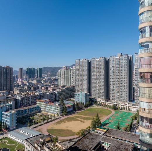 【避暑不加价推荐】到手价￥1099元起/单人7晚/15晚/30晚---贵州六盘水市中心酒店，毗邻人民广场，乌蒙山国家地质公园！生活便利，享19℃的夏天！ 商品图2