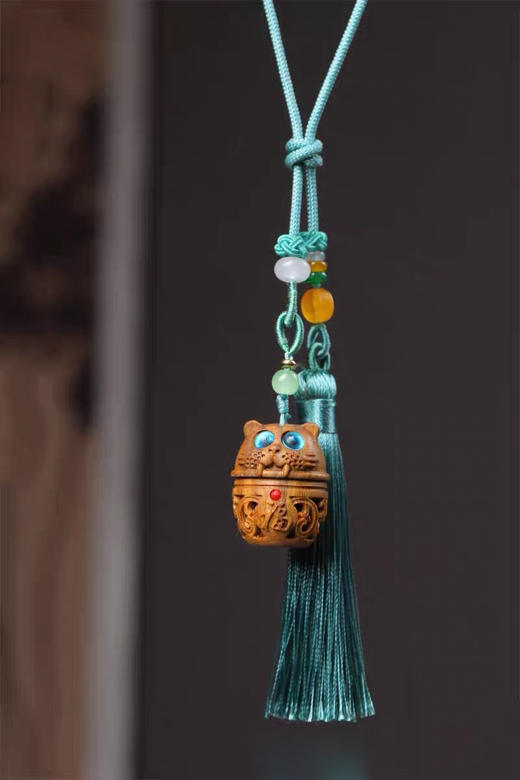 招财猫/幸运兔/福虎/许愿兔°绿檀香囊长绳挂件 商品图2