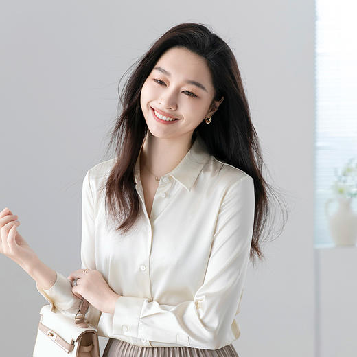 火桐hooton香榭丽舍 弹力素绉缎真丝衬衫YT2098 商品图3