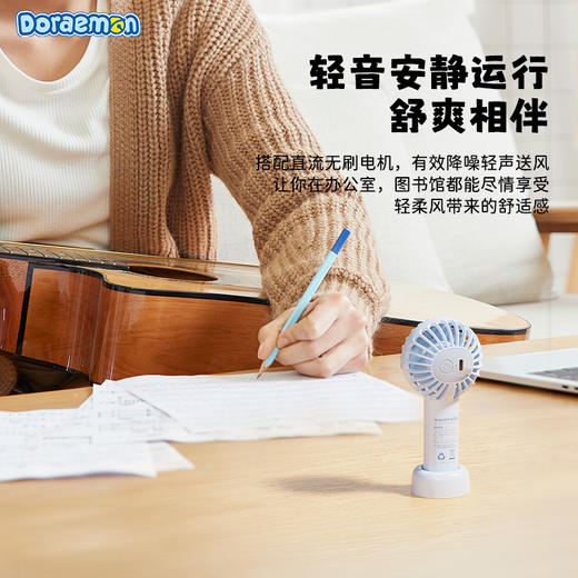 洛克 rock 哆啦A梦 泡泡迷你手持风扇 商品图4
