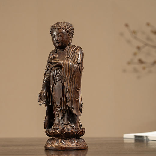 清 紫檀木雕释迦摩尼佛像 商品图3