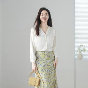 火桐hooton气韵翩然V领真丝衬衫YT2099