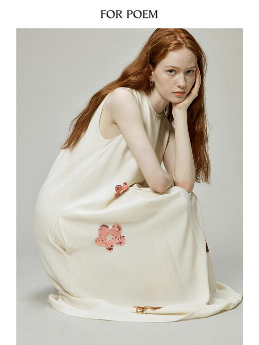 ForPoem 现货 24/SS夏季花朵系列无袖A字宽松刺绣花朵连衣裙 商品图4