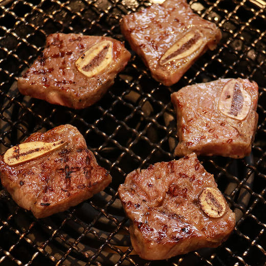 春禾秋牧 黑椒牛仔骨 200g*8 商品图4