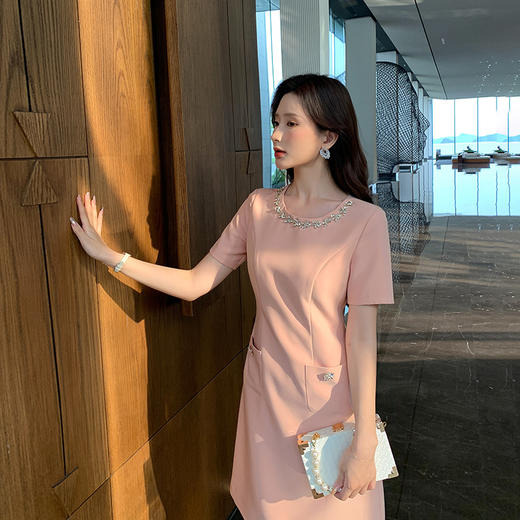 [奢姿轻奢系列]大码女装2026夏季钉珠装饰裙子胖妹妹时尚连衣裙8942860056 商品图1