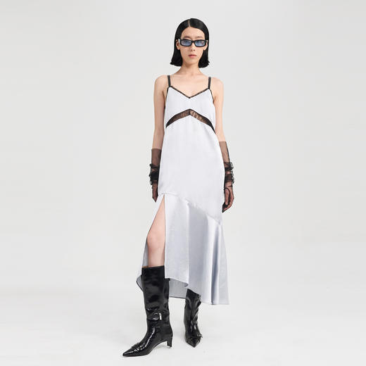 lost in echo2024夏季新款醋酸镂空蕾丝V领吊带裙长款裙子连衣裙 商品图0