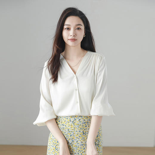 火桐hooton气韵翩然V领真丝衬衫YT2099 商品图1