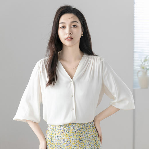 火桐hooton气韵翩然V领真丝衬衫YT2099 商品图3