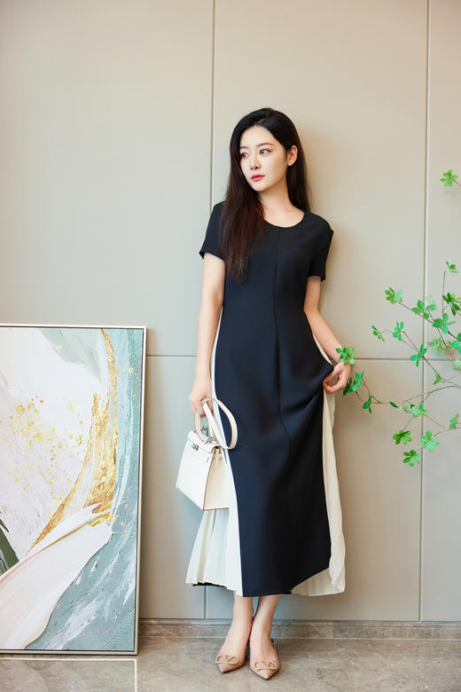 轻歌曼舞|侧百褶醋酸连衣裙 商品图1