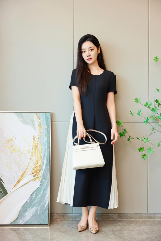 轻歌曼舞|侧百褶醋酸连衣裙 商品图2