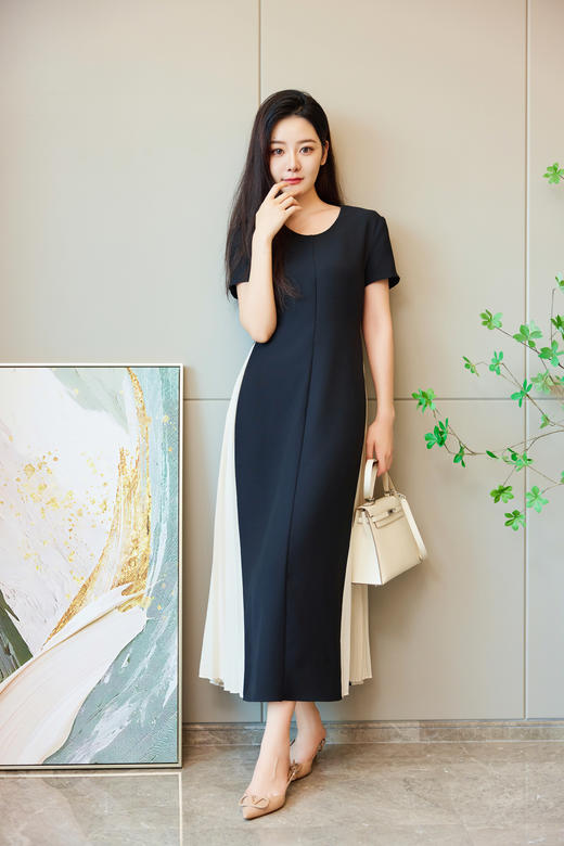 轻歌曼舞|侧百褶醋酸连衣裙 商品图0