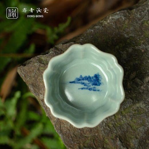 问鼎鼎青青花 簪花杯（奇崖雾隐） 商品图1