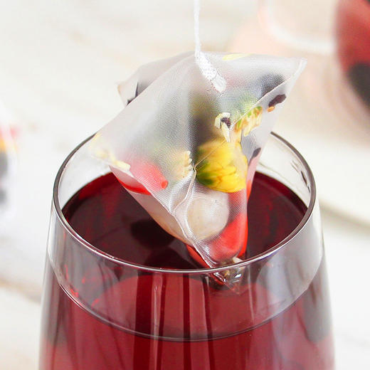 【19.9抢15包！黑桑葚红枸杞桂圆茶】熬夜克星，甄选优质原料，红枣/桑葚/枸杞/桂圆/菊花，用心配比安全放心，休闲养生茶花草茶三角包L 商品图3