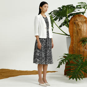 戴布拉芬上衣L27B139