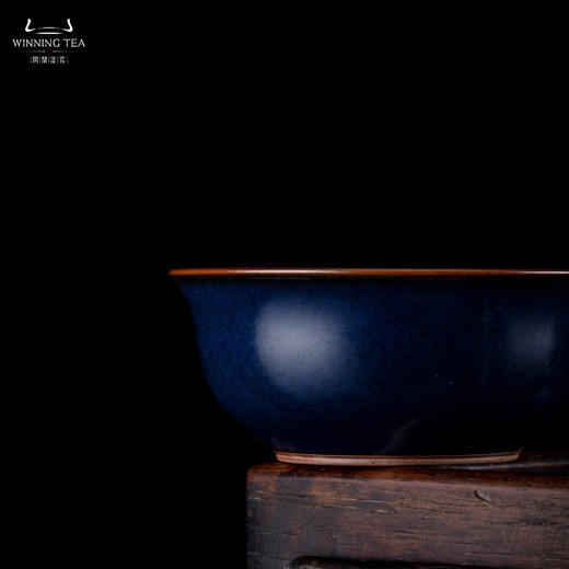 问鼎汝瓷黛蓝萼红品茗杯 商品图4