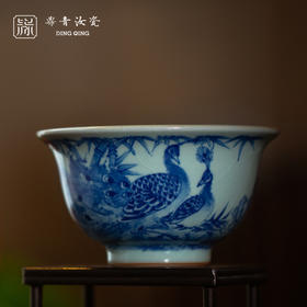 问鼎鼎青青花 压手杯（孔雀）