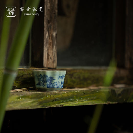 问鼎鼎青青花 簪花杯（奇崖雾隐） 商品图2