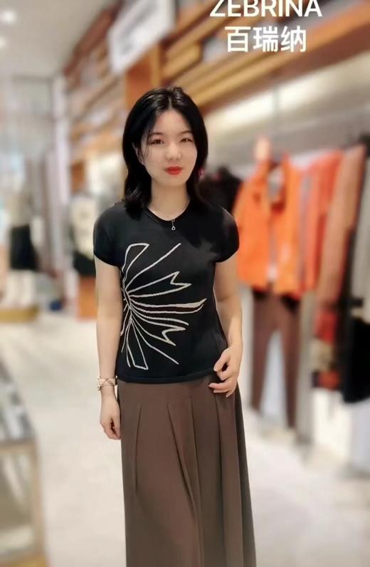 5F 百瑞纳 圆领半袖针织工艺衫 商品图0