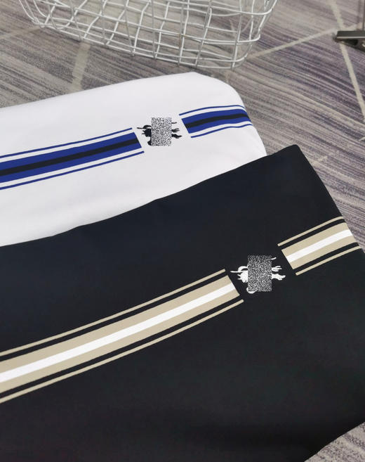 战马 2024夏新款 马术骑士刺绣小标 丝网条纹印花 圆领短袖T恤 Z-11703 商品图8