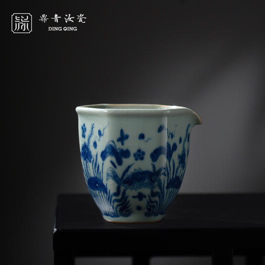 问鼎鼎青青花六棱公杯(鱼浪） 商品图0