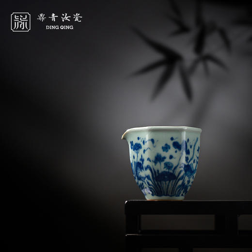 问鼎鼎青青花六棱公杯(鱼浪） 商品图1