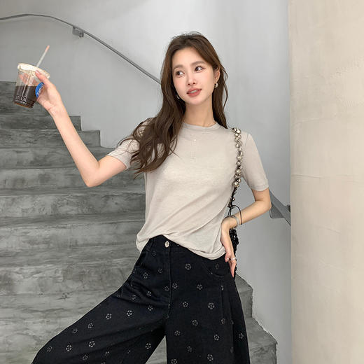 99元2件 “会呼吸”的云感面膜T | 冰凉软糯 显瘦好穿 多彩选择  纯色圆领短袖 商品图3