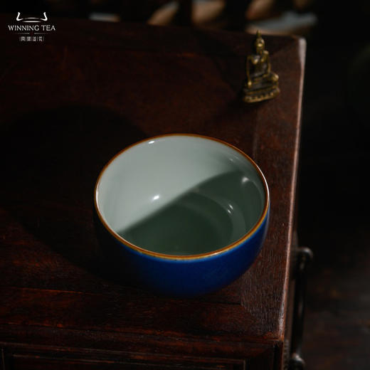 问鼎汝瓷黛蓝经典款圆口杯 商品图1