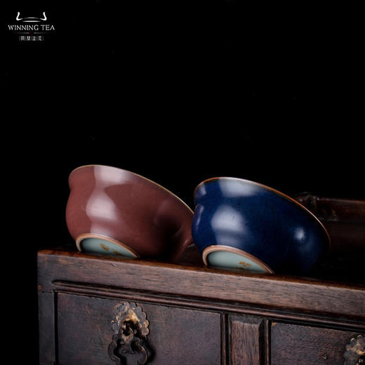 问鼎汝瓷黛蓝萼红品茗杯 商品图2