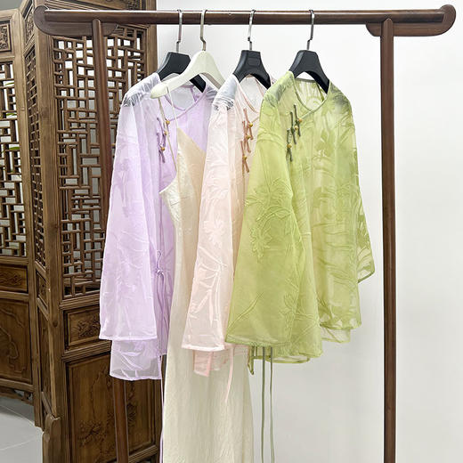 2024新款烧花斜襟防晒斜襟上衣B240972 商品图5