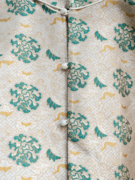 盛唐牡丹 |重缎宋锦黄底绿花万寿无疆牡丹纹对襟马甲 商品图6