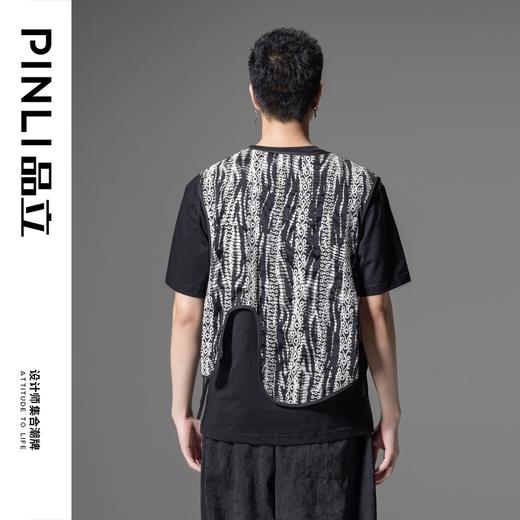 PINLI品立夏季新款新中式刺绣镂空马甲不规则下摆休闲男背心B242107122 商品图2